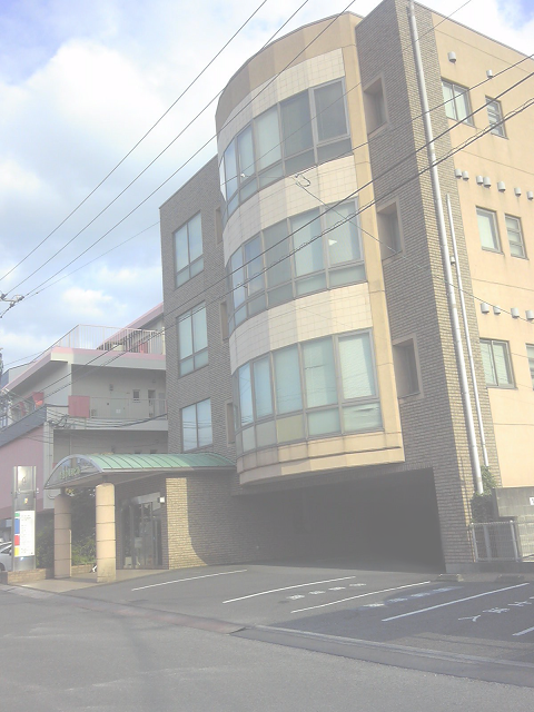 お客さま駐車場